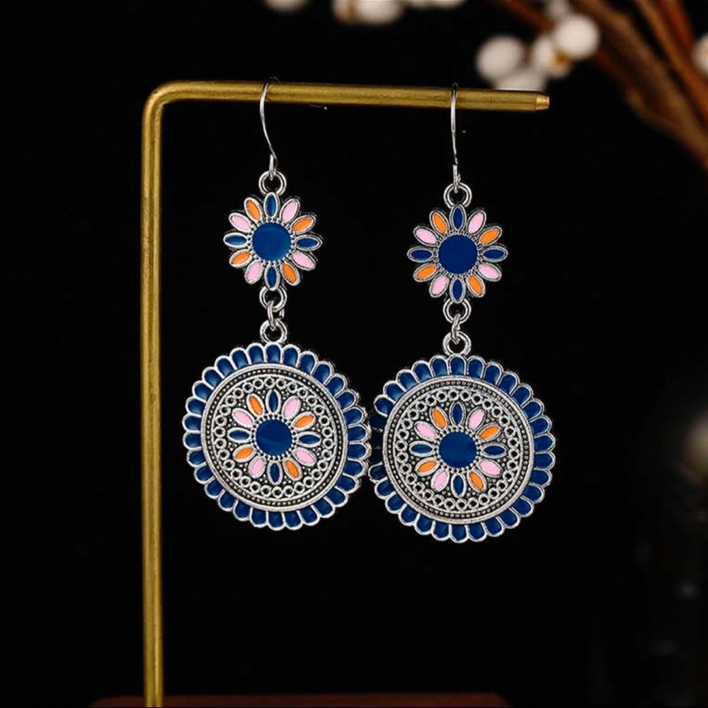 2/$20!  Colorful Silver Blue/Pink Boho Earrings - Picture 3 of 8